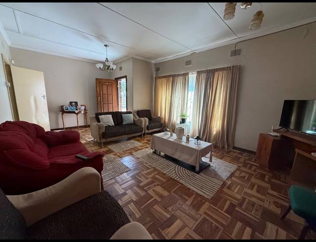 3 BEDROOM HOUSE FOR SALE IN VANDERBIJLPARK CW 2